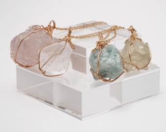 Raw Crystal Necklace Gold Wire Wrapped Pendant Crystal Gifts Rough Crystal Necklace for Women Healing Crystal Necklace Raw Stone Quartz