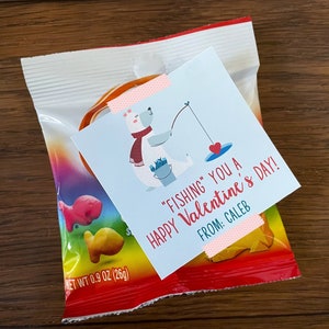 Editable Valentine&#39;s Day gift tags for goldfish snacks or swedish fish treats   Fishing you a Happy Valentine&#39;s Day printable