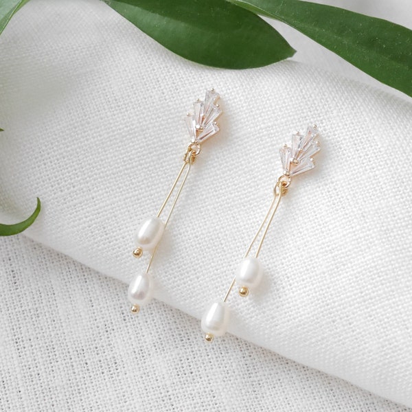 Boucles d'oreilles pendantes art déco | Boucle d'oreille longue perle d'eau douce | Bijoux romantiques en zircon doré délicat | mariage nuptial boho minimaliste vintage