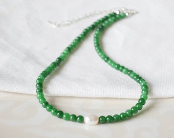 Green jade pearl necklace | Green beads necklace with one pearl | Green stones beaded necklace | Real pearl choker with green gemstones