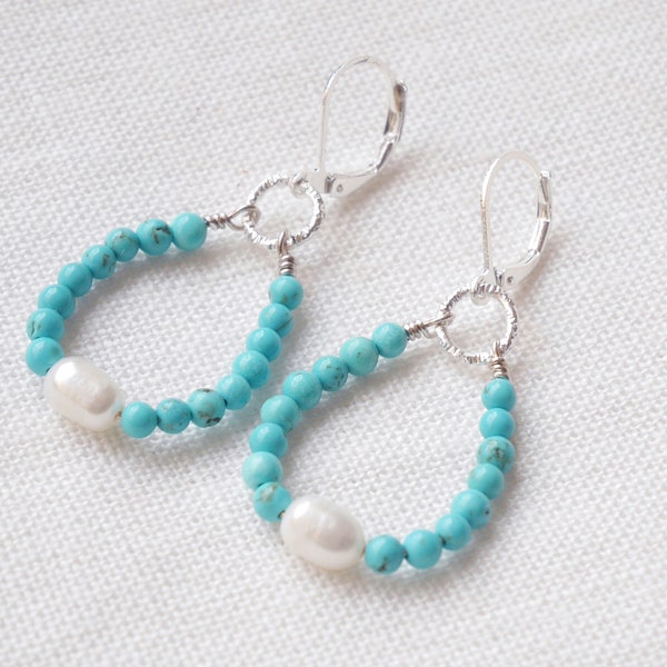 Turquoise hoop earrings | Turquoise stone earrings with freshwater pearls | Turquoise boho earrings | Summer earrings for vacation and beach