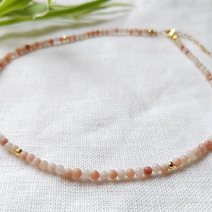 Sunstone necklace | Peach color necklace | Small beads choker | Pastel beaded necklace with sun stone beads | Cute small stones choker