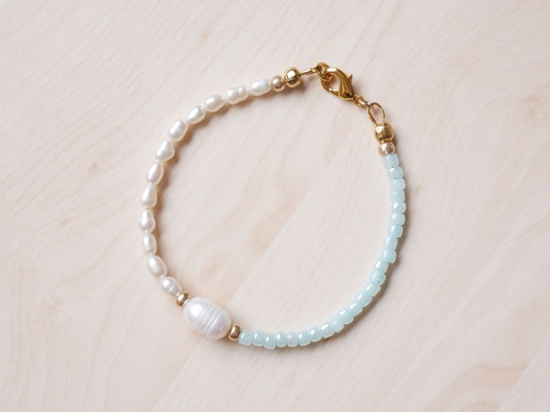 Half pearls half light blue bracelet \u2013 Beaded gold bracelet with large genuine freshwater pearl smaller pearls and turquoise glass beads