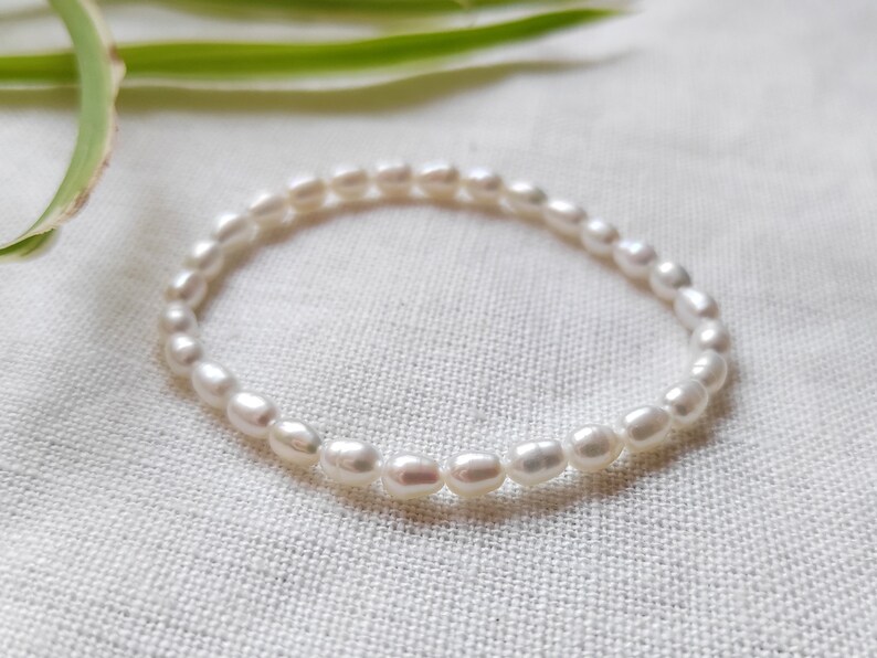 Freshwater pearl stretch bracelet Minimalist small pearls jewelry Dainty real pearls gift for her Comfortable elastic beaded bracelet image 3