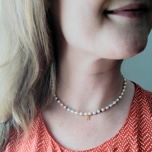 Colorful initial pearl necklace Dainty multicolor freshwater pearls choker with gold letter Custom handmade personalized jewelry gift image 2