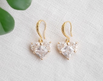 Glass heart earrings - romantic anniversary gift for her, bridal vintage style jewelry, boho bridesmaid gift, crystal drop charms