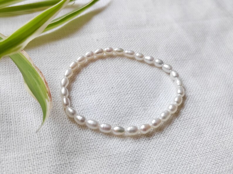 Freshwater pearl stretch bracelet Minimalist small pearls jewelry Dainty real pearls gift for her Comfortable elastic beaded bracelet image 4