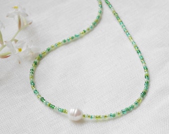 Green seed bead necklace | Freshwater pearl necklace with tiny green beads | Green glass bead necklace | Gift for someone that loves green