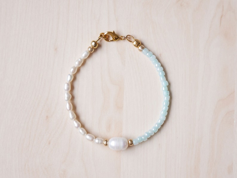 Half pearls half light blue bracelet \u2013 Beaded gold bracelet with large genuine freshwater pearl smaller pearls and turquoise glass beads