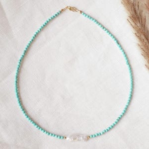 Türkis lange Perlenkette | Türkis Stein Goldkette | Kleine Stein Perlen Choker mit Süßwasser Perle | Perlen türkis Schmuck