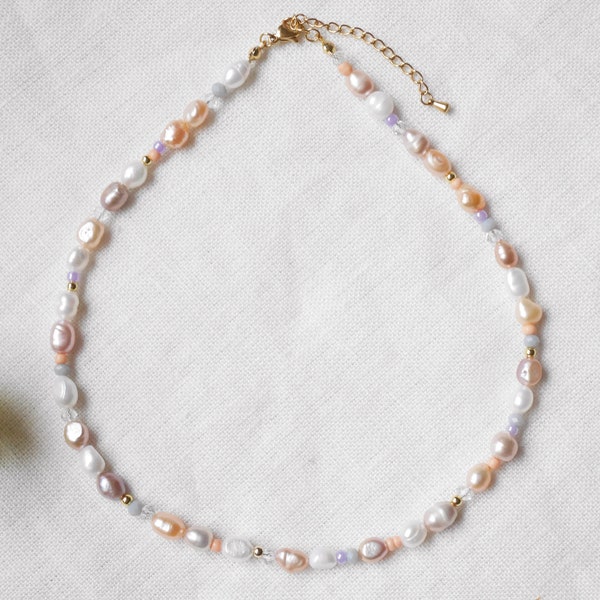 Mauve pearl necklace | Muted colors freshwater pearl choker | Boho mixed pearls jewelry with pink purple | Colorful beaded necklace for her