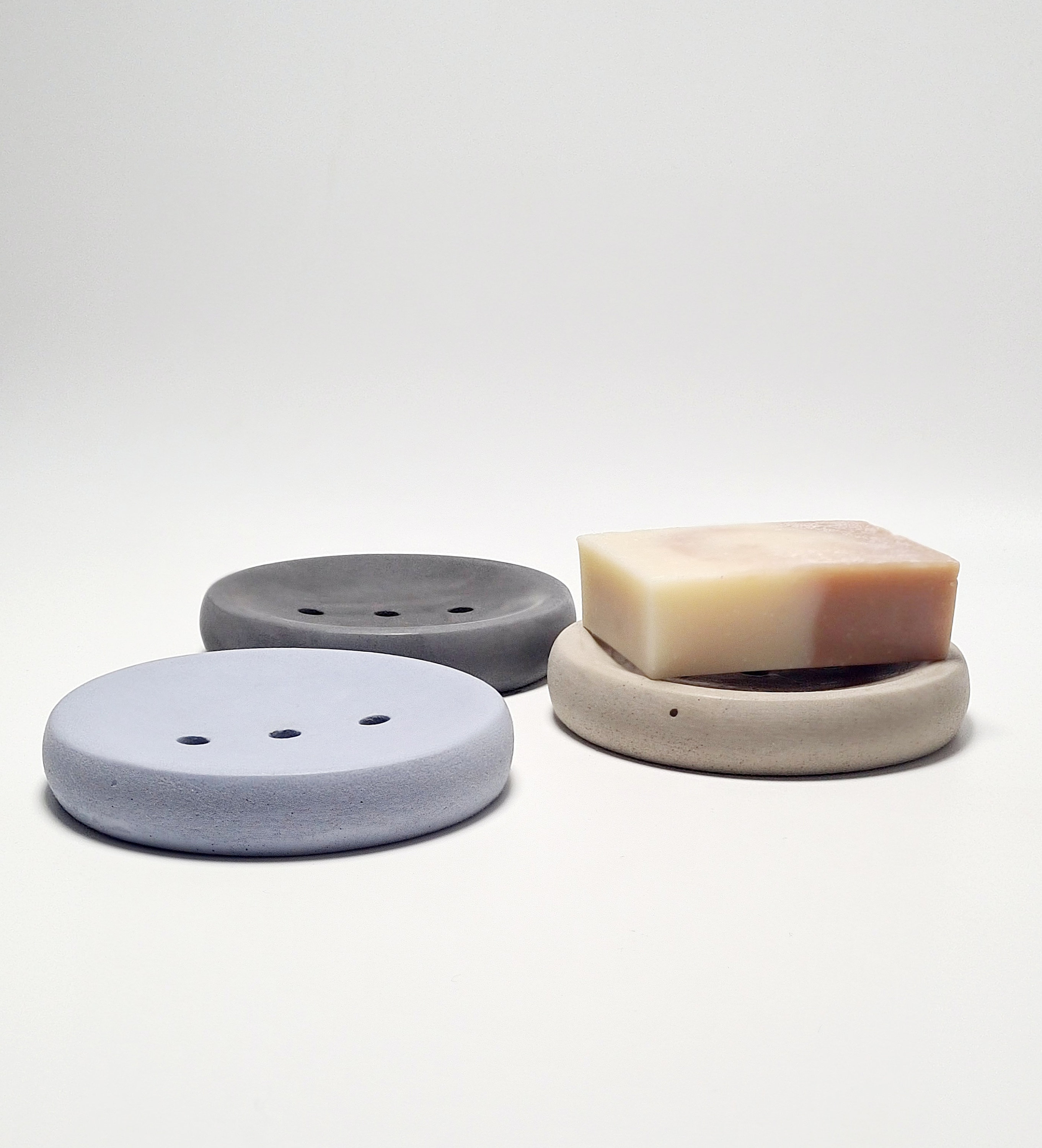 Round Soap Dish available in over 20 colours / Round Soap Tray Etsy