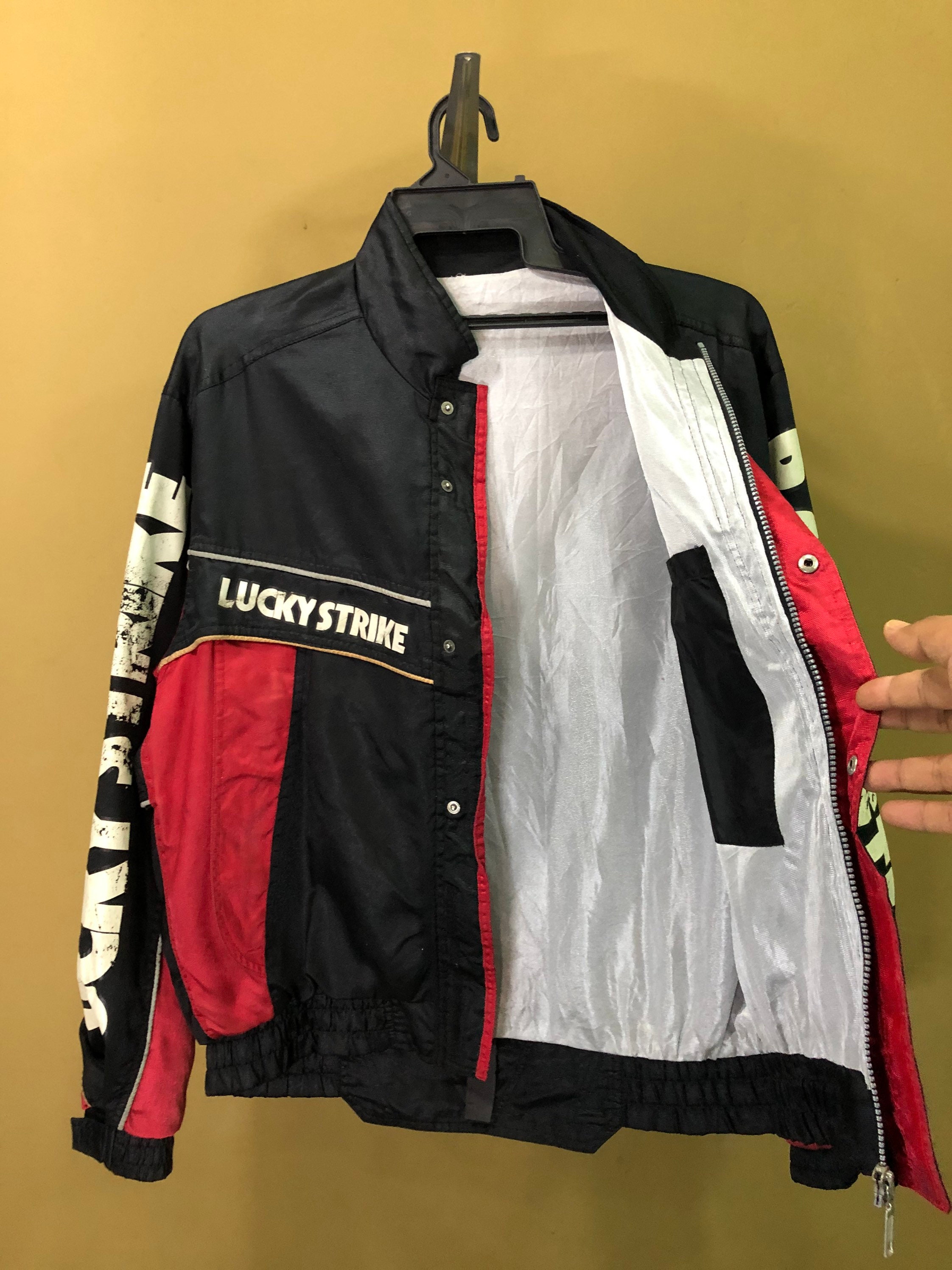 ヴィンテージ ホンダ X ラッキーストライク レーシング