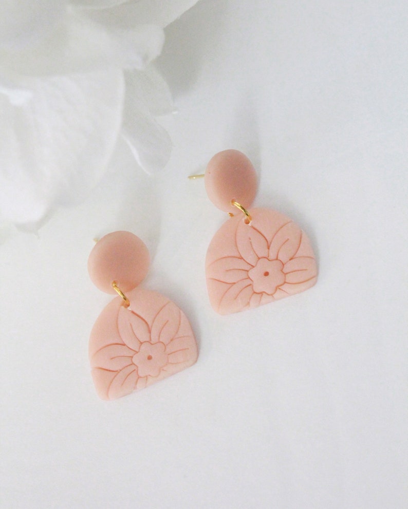 Blush Floral Imprint