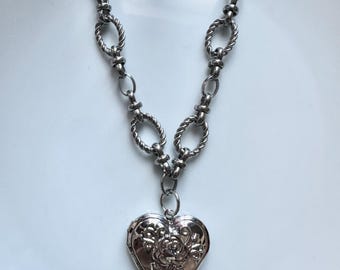 Heart Locket Chainmaille Necklace - Valentine's Day Gift | Stainless Steel Byzantine | Chainmaille Jewelry