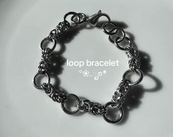 Loopy roestvrijstalen maliënkolder - handgemaakte geweven sieraden