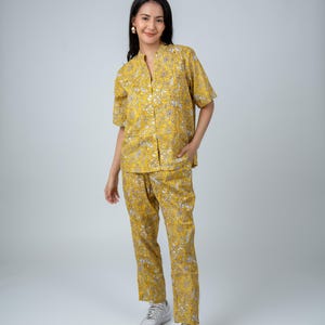 Summer Cotton Pajama Set for Women, Yellow Print Shirt & Pajamas, Lightweight Outfit Dress, Comfortable Gift Idea for Her