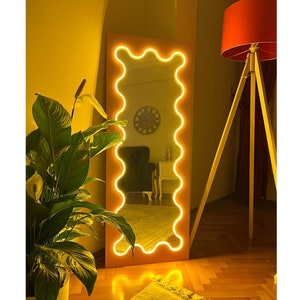 Led light body mirror 2025