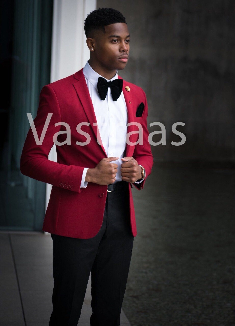 Vastraas New Stylish Partywear Formal Suits for Men in Red Color