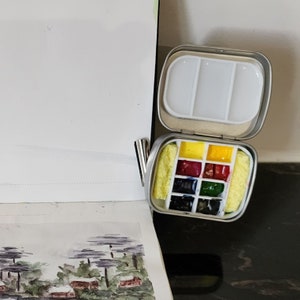 Minimalistic Micro Travelling Watercolor Palette. Perfect Gift for all Plein Air and Sketchbook adventurous Artists. Made in Australia