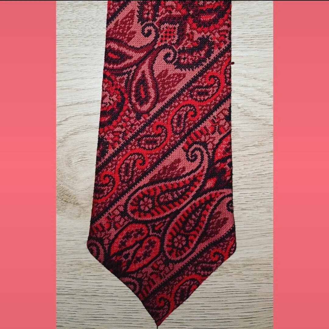70s necktie