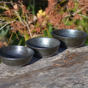 Black ceramic bowls image 2
