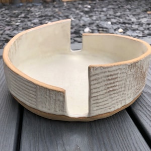 Retro slab bowl with texture