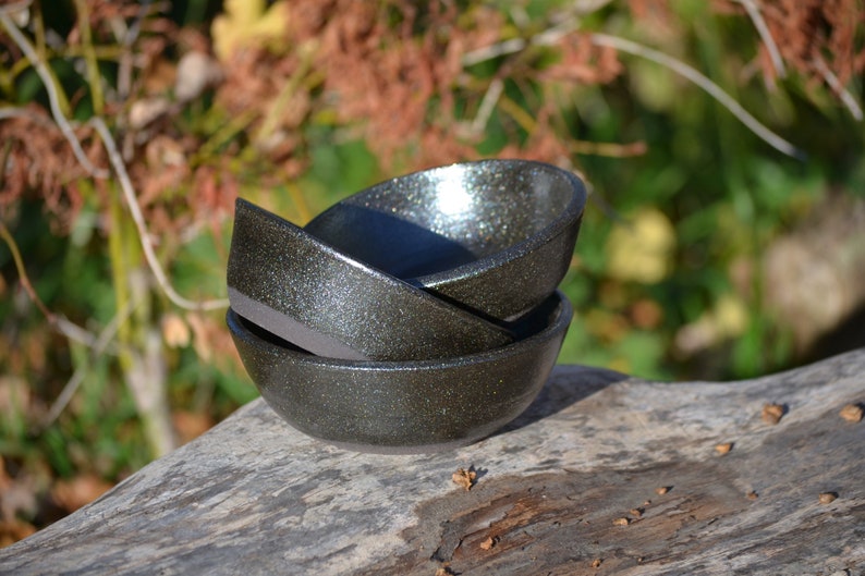 Black ceramic bowls image 5