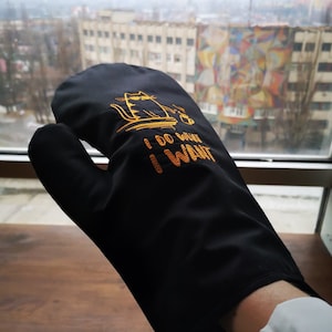Oven Mitt, Black, Yellow Embroidery, Cat, Cotton Kitchen Glove, Kitchen Mitten, Heat-Insulated, Protective Cooking Gloves