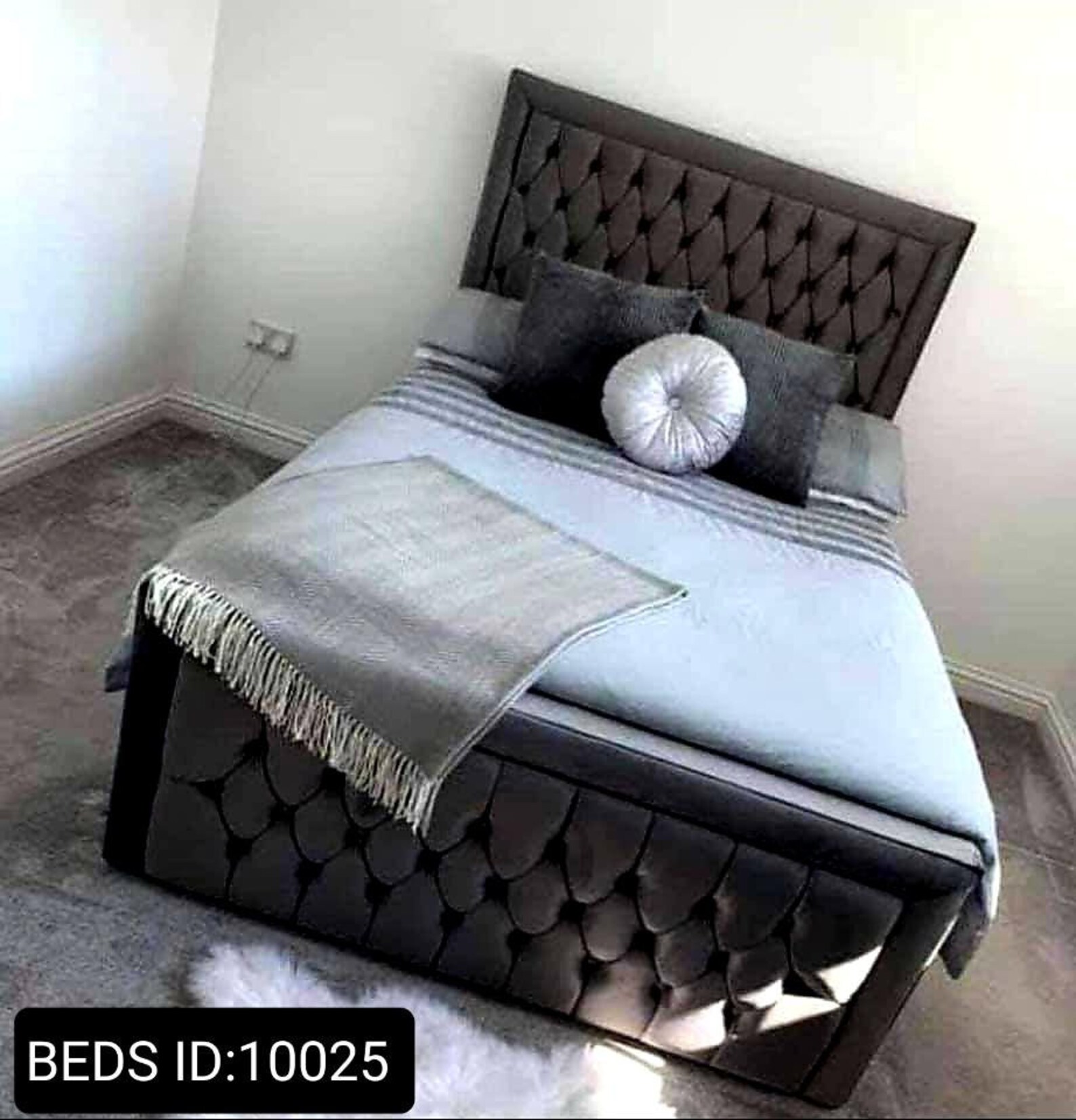 Valencia Chesterfield Polsterbettrahmen auch als osmanisches | Etsy