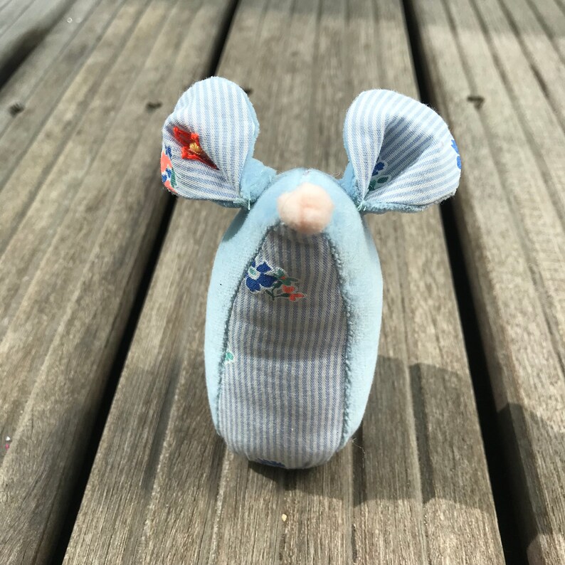 Little Milo Mouse Pin Cushion Blue Velvet