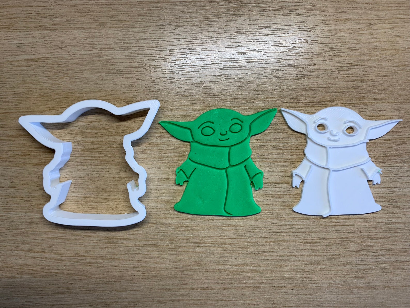 Grogu / Baby Yoda Cookie Cutters With Stamps 4 Sizes Etsy UK