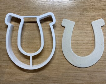 Horseshoe Shaped Cookie Cutters - 4 Sizes