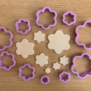 Flower Shaped Polymer Clay Cutters - 10 Sizes