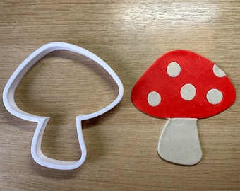 Mushroom-Toadstool Shaped Cookie Cutters - 4 Sizes
