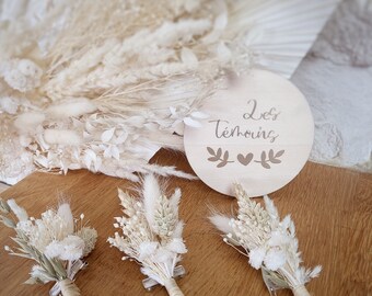Wedding buttonhole for the groom and/or witnesses, dads... dried flowers. Different colors to choose from. With the pin.