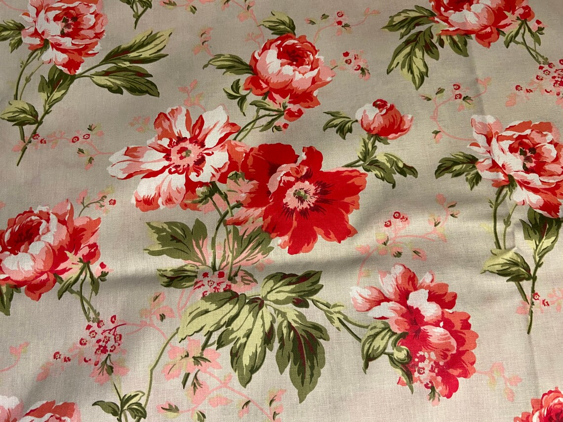 0.50 M Cotton Fabric roses Beige With Red Roses - Etsy