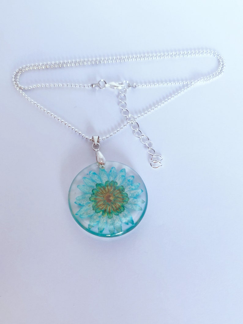 REAL FLOWER NECKLACE Wildflower Resin Jewelry Dried Flower Etsy