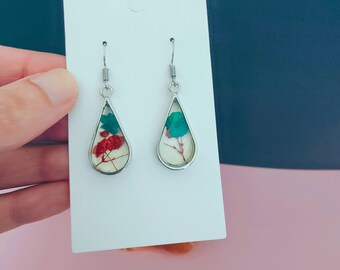 Red & Blue Dried Flower Resin Drop Earrings – Silver Alloy