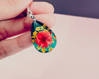 Luminous Resin Pendants, teardrop, with Dried Flower inside, Medium Blue Pendant, 18 inch silver plated lobster clasp necklace, Gift for her