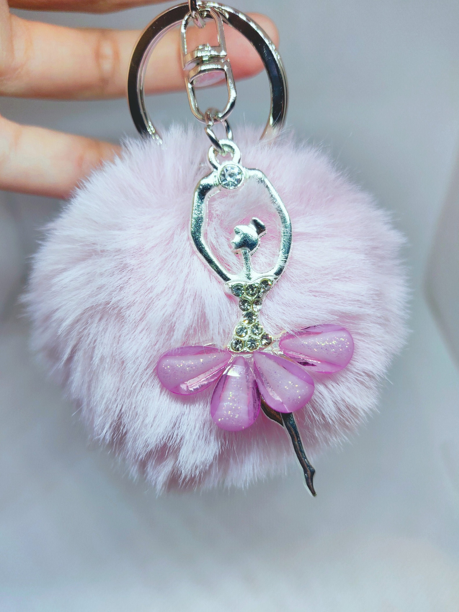 FURRY KEYCHAIN , POM Pom Key Ring , Purse Keychain , Cute Keychain