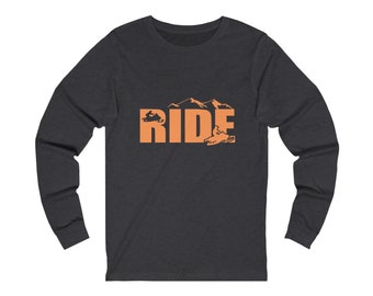 Jazda skuterem śnieżnym, długi rękaw, chłopak, zima, urodziny, ciepło