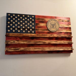 Rustic American Flag Challenge Coin Display – Personalized Military, Law Enforcement, First Responders
