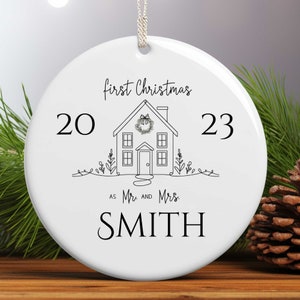 Minimalist Style Mr. and Mrs. First Christmas Ornament, Personalized Ceramic Keepsake, Ideal for Holiday Decoration or Newlywed Gift