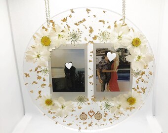 CIRCLE Resin Wall Hang- 2 Pictures