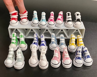 Miniature Finger Shoes for Fingerboarding and Finger Break Dance, Finger Scooter by Finger Space (One Pair)