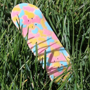 The &quot;Hello Summer&quot; Eco Series Graphic Fingerboard Deck by Finger Space