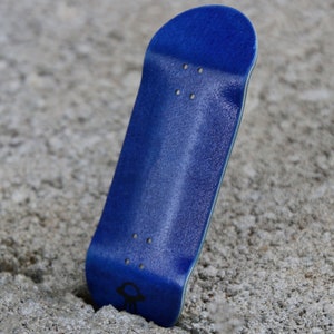 Fingerboard Deck &quot;Electric Blue&quot; Eco Series Maple Deck by Finger Space