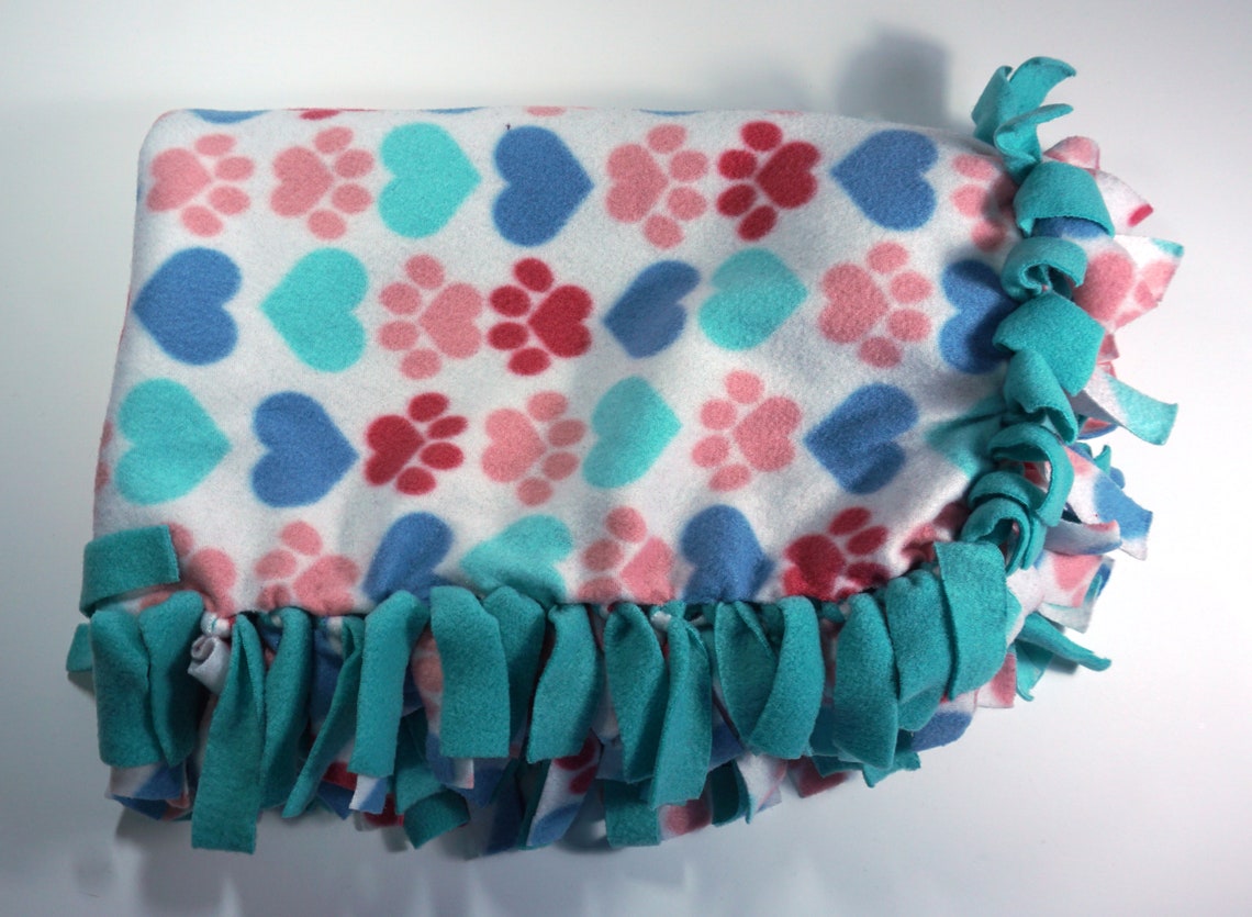 Fleece Tie Blanket Small Dog & Cat Pet Blanket Paw Print Snowflake Star