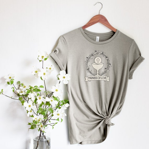 Gift for Religious Grandmom Catholic Tshirt for Mom Jesus T-Shirt for Christian Woman